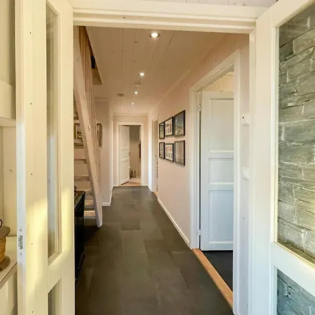 With Panoramic Views In Hafjell Øyer