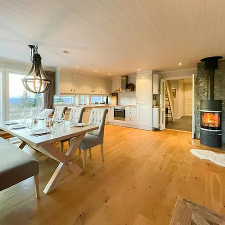 Casa vacanze With Panoramic Views In Hafjell Øyer